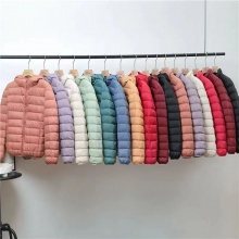 鸭鸭（YAYA）轻薄羽绒服女冬短款新款薄款高端时尚女款秋冬保暖外套